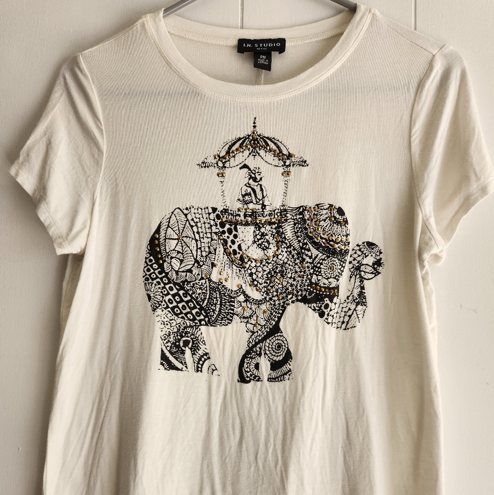 I.N. Studio Cream T-Shirt with Elephant Graphic